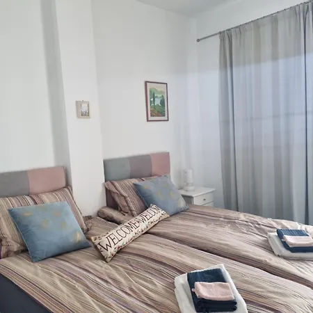 One Bedroom 7th Floor With Amazing Views *