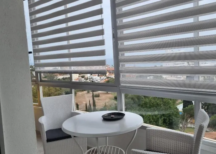 One Bedroom 7th Floor With Amazing Views * Фуенхірола