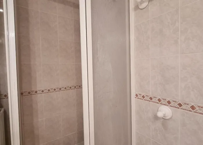 One Bedroom 7th Floor With Amazing Views Апартаменти